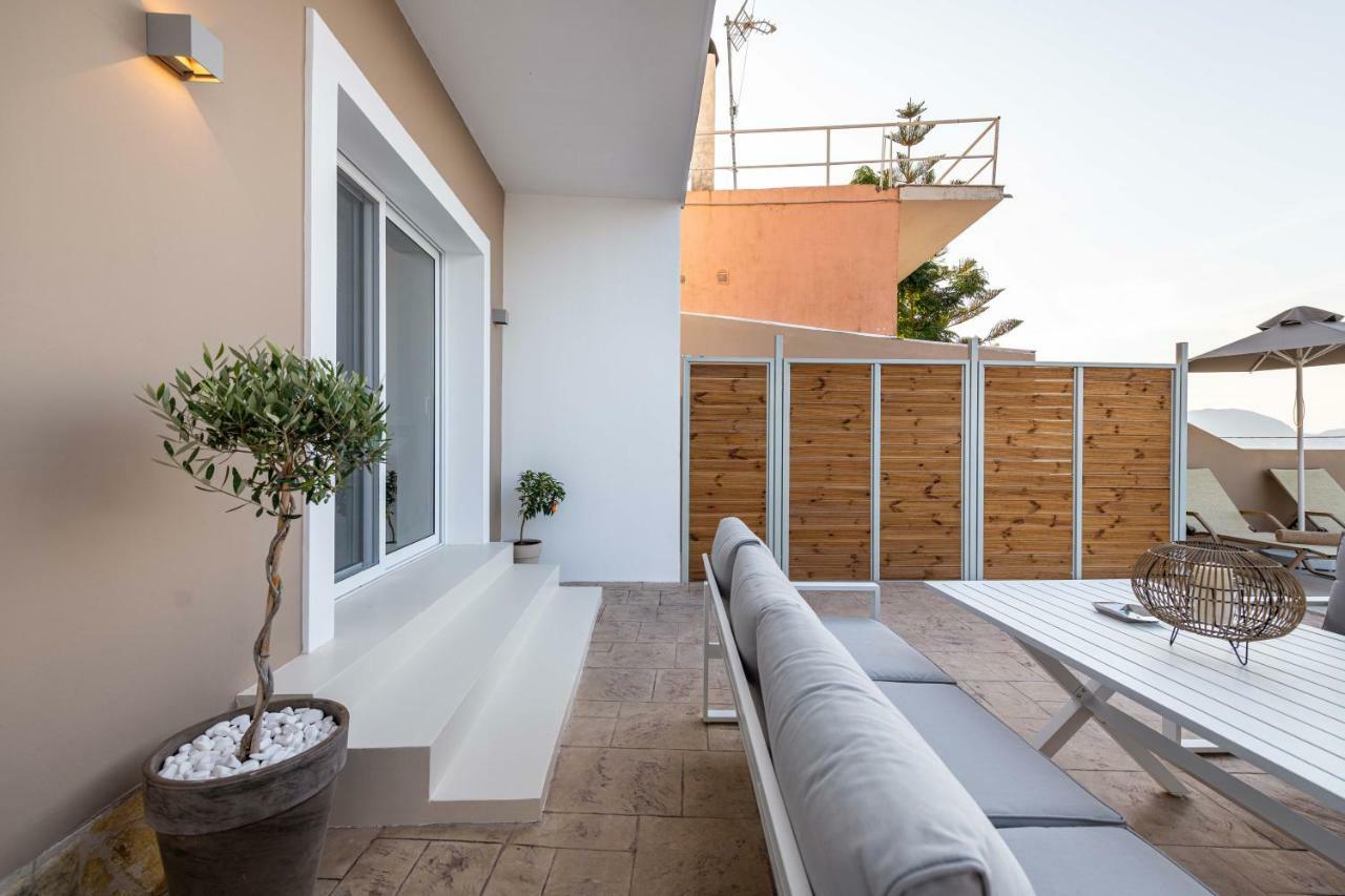 Valtes Luxurious Apartments Mpoukaris Eksteriør bilde