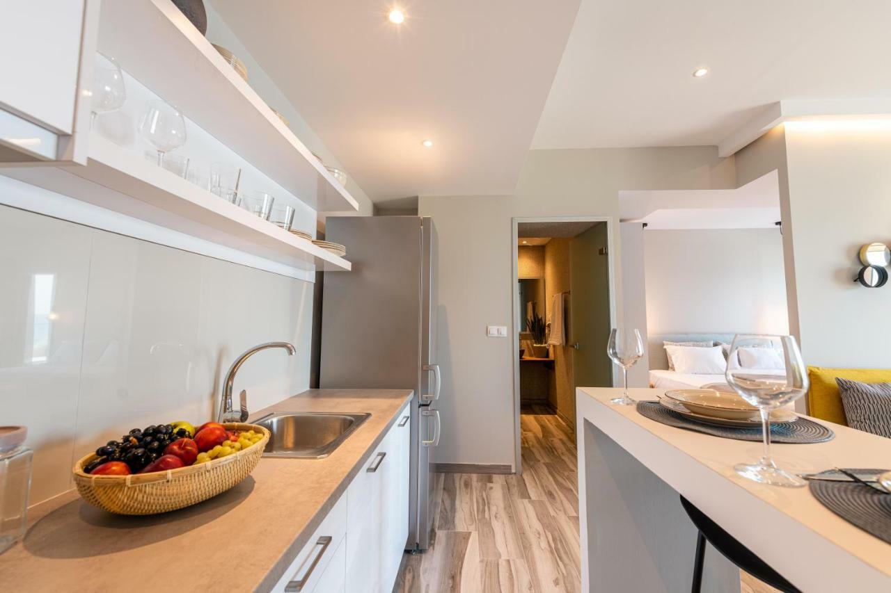 Valtes Luxurious Apartments Mpoukaris Eksteriør bilde