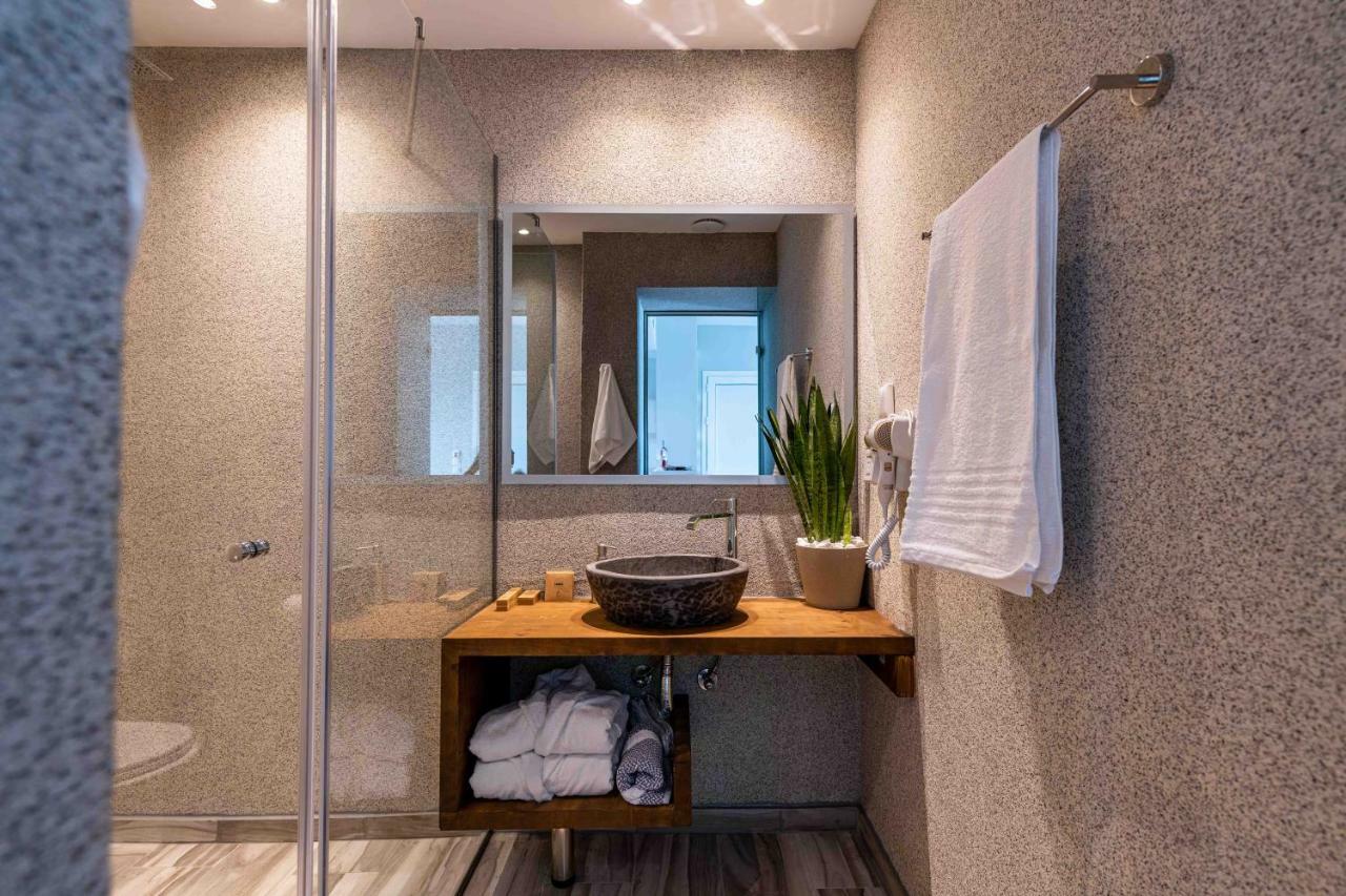Valtes Luxurious Apartments Mpoukaris Eksteriør bilde